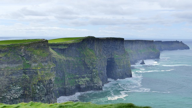 cliffs of moher photo